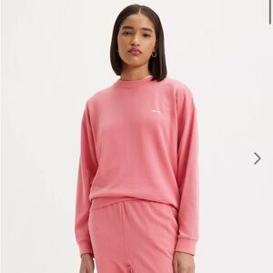 Levi’s pink sweat suit